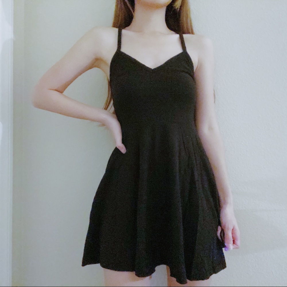 Forever 21 Black Twist Back Skater Dress